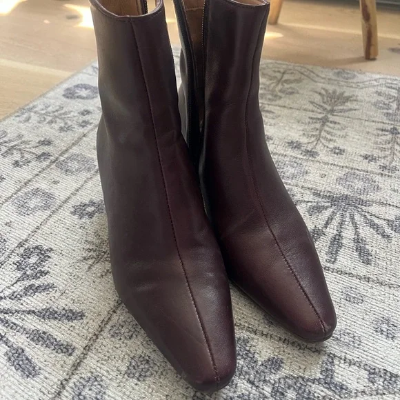Steve Madden Dark Brown Ankle Booties - Picture 3 of 4